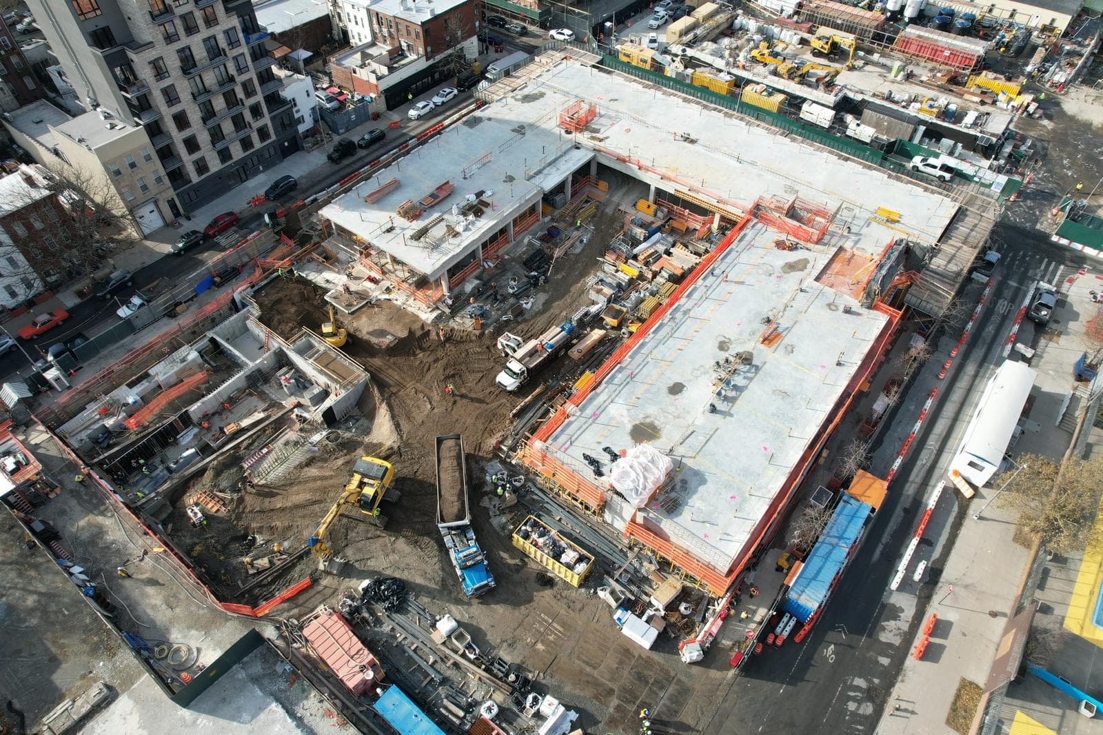 Precast Plank Erection, More than 240,000 sq ft installed